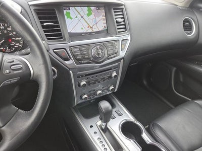 2018 Nissan Pathfinder SL