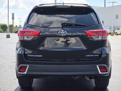 2019 Toyota Highlander Limited Platinum