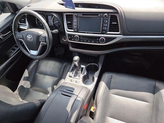 2019 Toyota Highlander Limited Platinum
