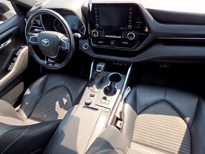 2021 Toyota Highlander XSE
