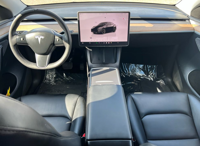 2023 Tesla Model Y Long Range