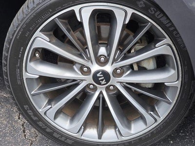 2018 Kia Cadenza Technology
