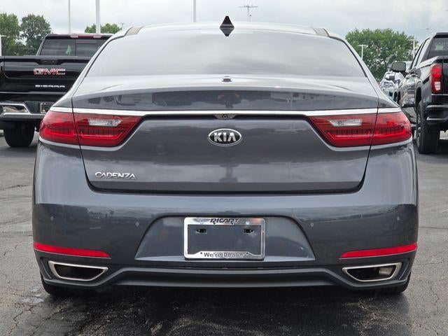 2018 Kia Cadenza Technology
