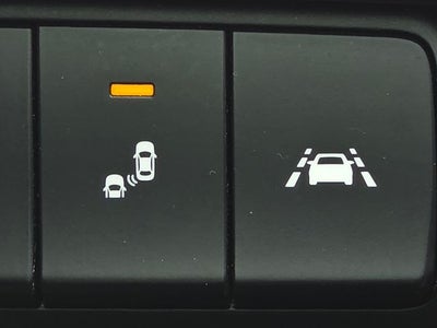 2018 Kia Cadenza Technology