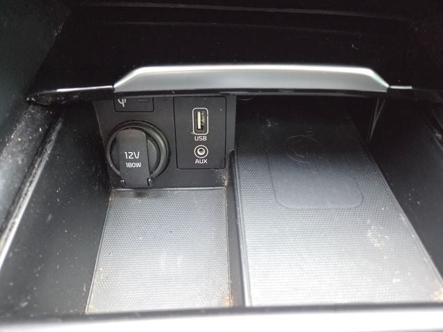 2018 Kia Cadenza Technology