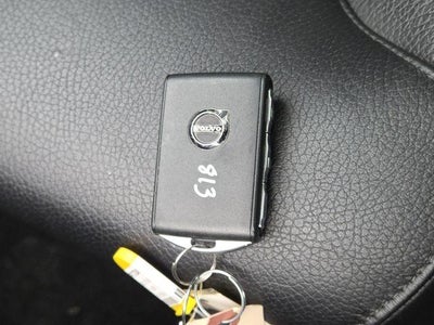 2021 Volvo XC90 T6 Momentum