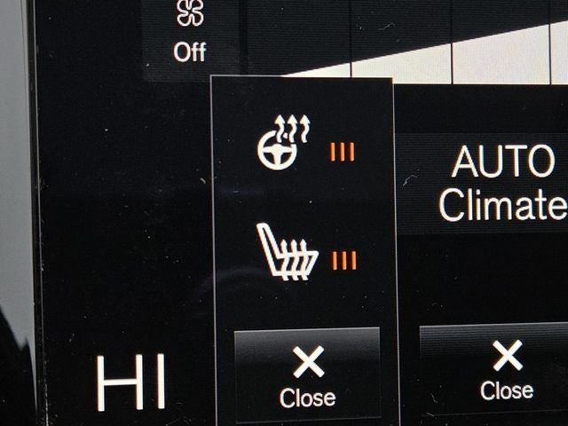 2021 Volvo XC90 T6 Momentum