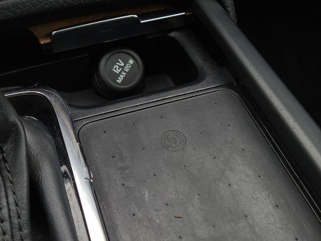 2021 Volvo XC90 T6 Momentum