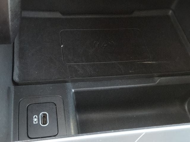 2025 Land Rover Range Rover Velar P250 Dynamic SE