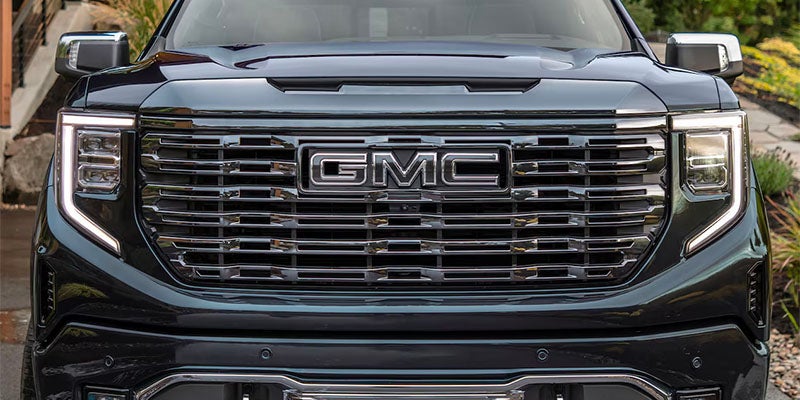 Close up view of 2025 GMC Sierra 1500 grille